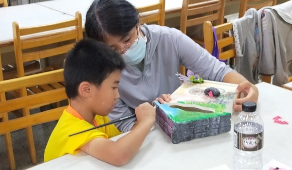 109.10.8親職手作課程DAY2_201027_37.jpg