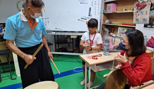 112年度臺中市立大道國民中學新住民學習中心-艾馨-民俗文化技藝體驗營