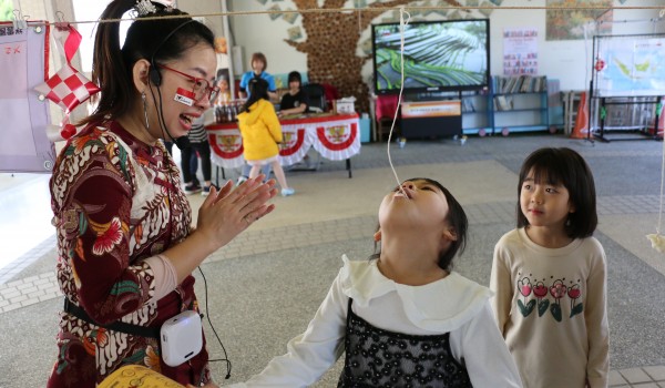 114年度臺中市立大道國民中學新住民學習中心 瑞峰國小多元文化國際日—印尼文化體驗與認識