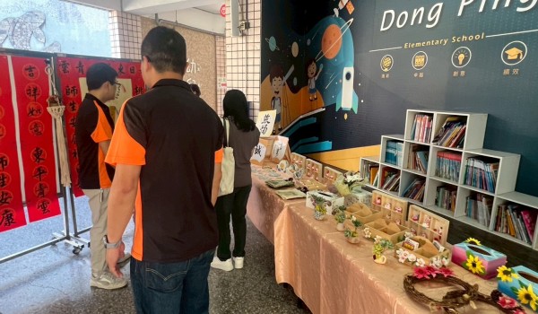 LINE_ALBUM_1140517 親子美展_250517_105.jpg LINE_ALBUM_1140517 親子美展_250517_105.jpg