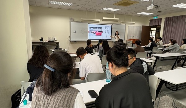 LINE_ALBUM_2025315學華語做CPR+AED_250327_6.jpg