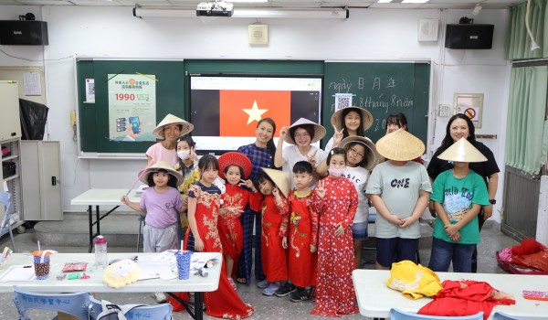 114年度屯區新住民中心-東平國小：口說母語-越南話家鄉