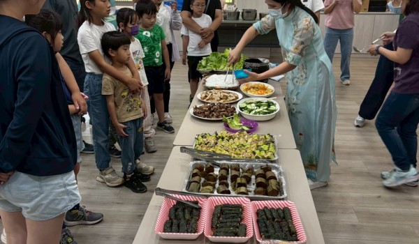 LINE_ALBUM_1141018越南_251018_223.jpg LINE_ALBUM_1141018越南_251018_223.jpg