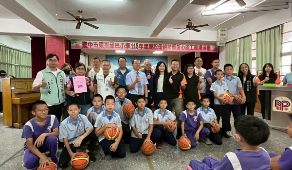 LINE_ALBUM_115慶祝母親節暨志工表揚_260430_27.jpg