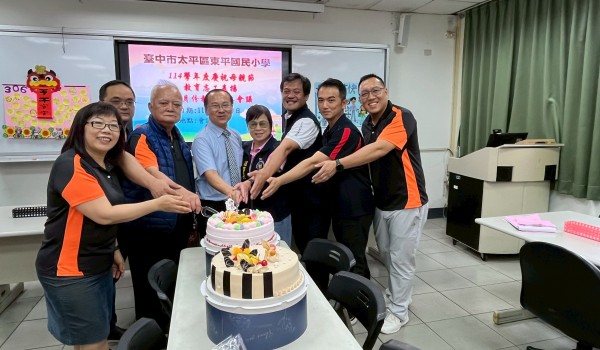 LINE_ALBUM_115慶祝母親節暨志工表揚_260430_160.jpg