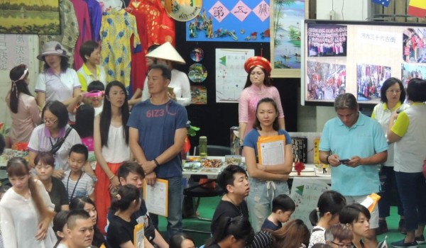 充滿異國風情的展場讓大家體驗.jpg
