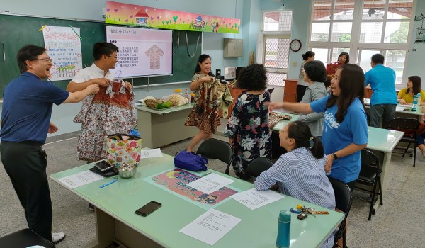 108年臺中市山區新住民學習中心(中山國小)-多元文化策略聯盟-印尼文化介紹及美食分享活動