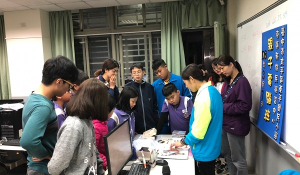 20190307親子電腦班_190308_0009_0.jpg