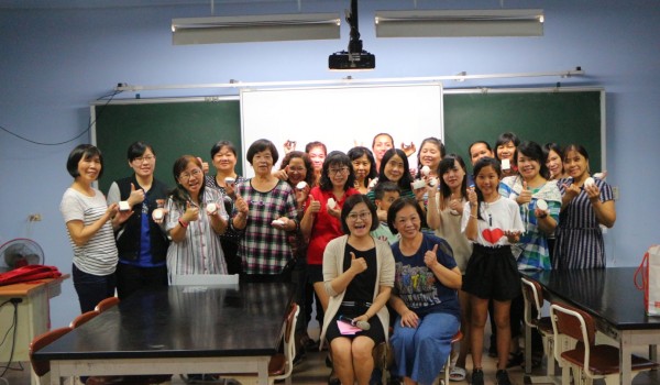 臺中市新住民學習中心(德化國小) 108年度香氛紓壓暨手工皂研習班