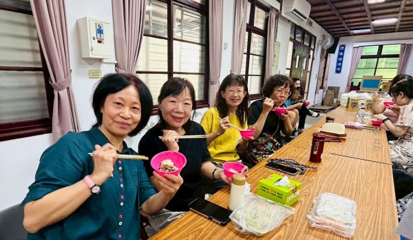 LINE_ALBUM_114異國美食_250923_5.jpg